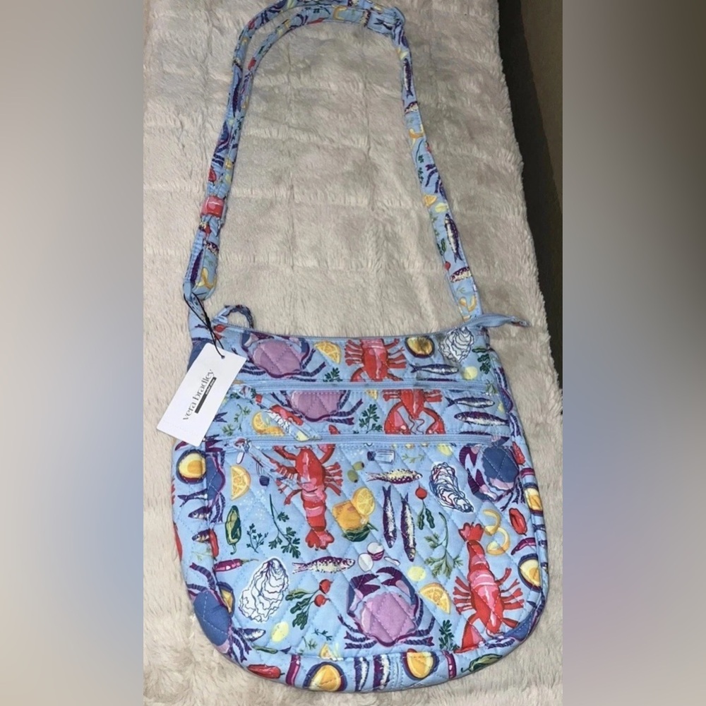 VERA BRADLEY Heritage Trio Zip Hipster Purse Seafood Boil NWT